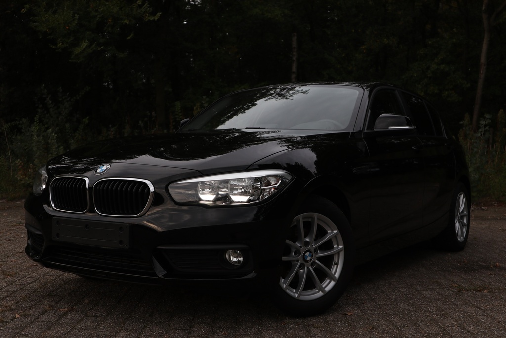 BMW 118IA - Zwart - 2018